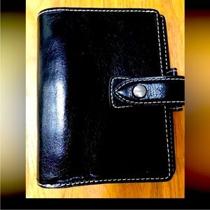 Black Filofax Malden pocket size